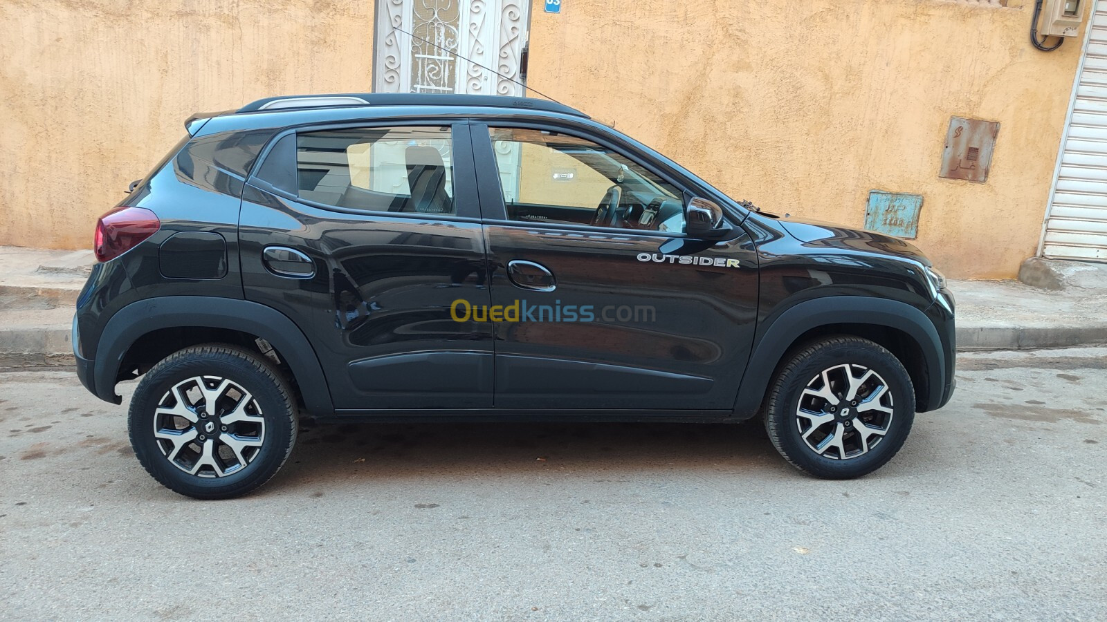 Renault Kwid 2024 Outsider