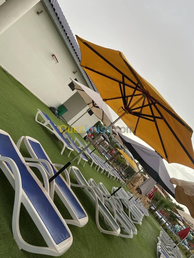 Parasol pour hôtels,complexes,piscines,villas, plages, restaurants, cafétérias, terrasses et jardins