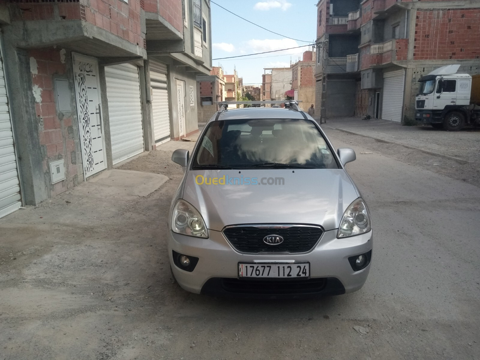 Kia Carens 2012 3