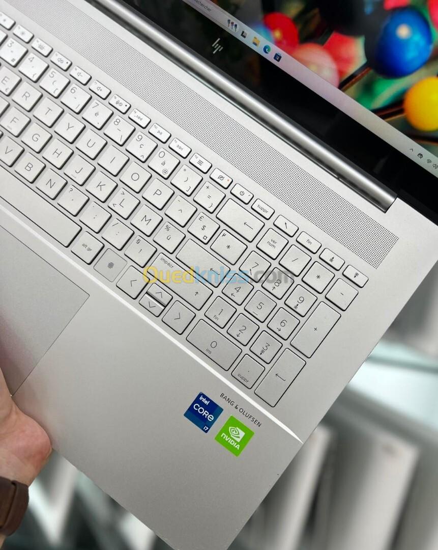 HP Envy 17 - Intel Core i7-1165G7 - 16GO RAM - 1TO SSD - Intel Iris Xe Graphics + MX 450