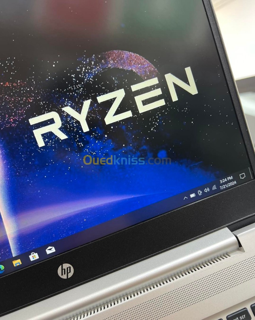 HP ProBook 445 G7 - AMD Ryzen 5 4500U - 16GO RAM - 512GO SSD - AMD Radeon Graphics