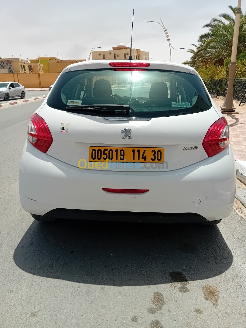 Peugeot 208 2014 