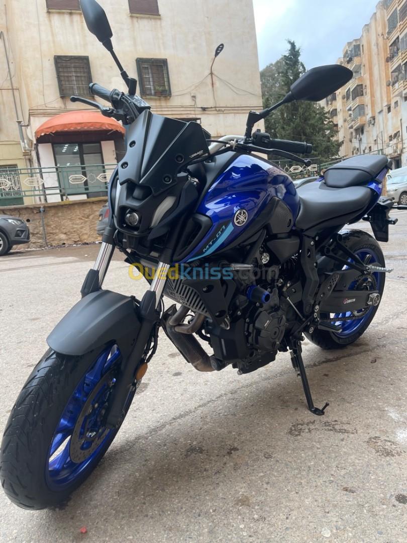 Yamaha Mt07 2022