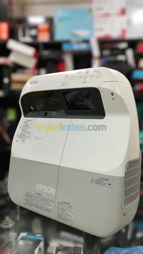 Epson EB-475Wi video projecteur data show