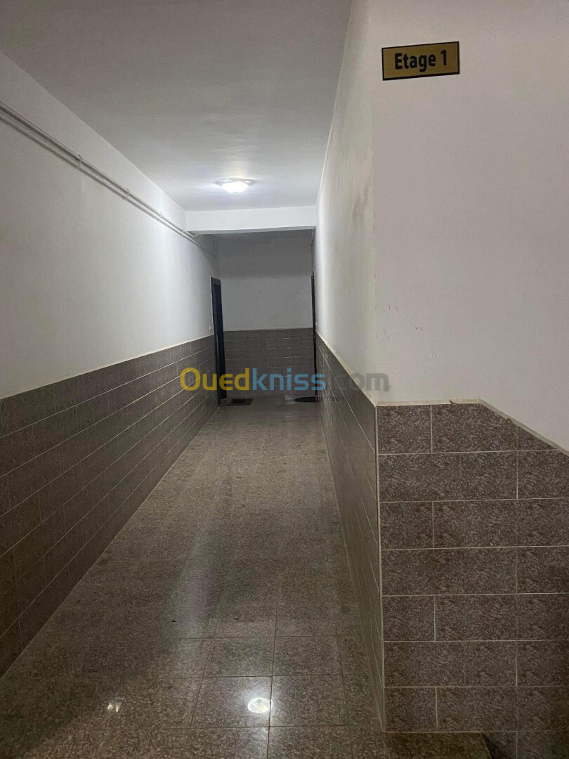 Location Appartement F4 Alger Staoueli