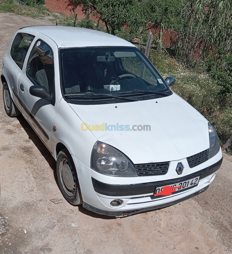 Renault Clio 2 2001 كليو ذبانة