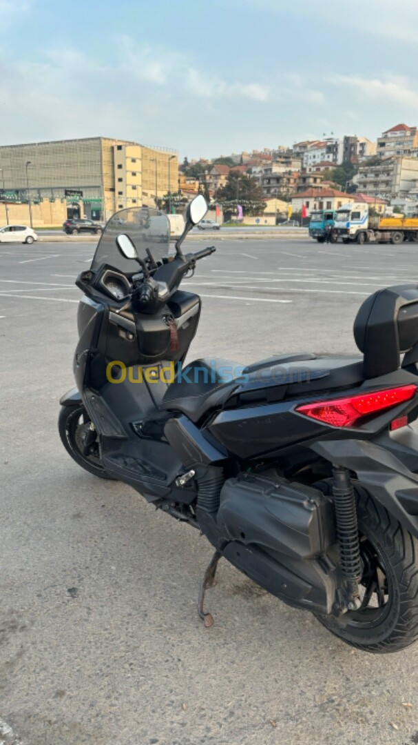 Yamaha Xmax 400 2016