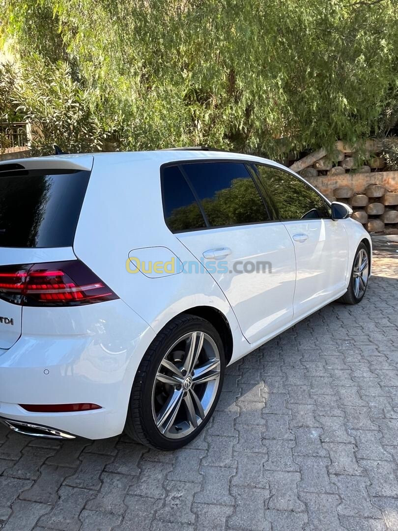 Volkswagen Golf 7 2018 Carat