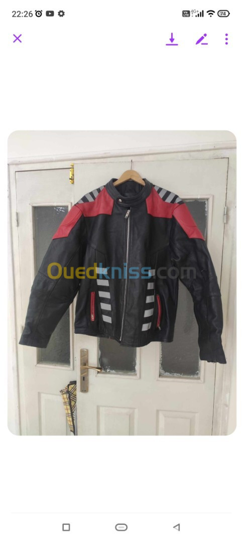 Blouson cuir noir pour moto taille xxl état neuf venu de France 