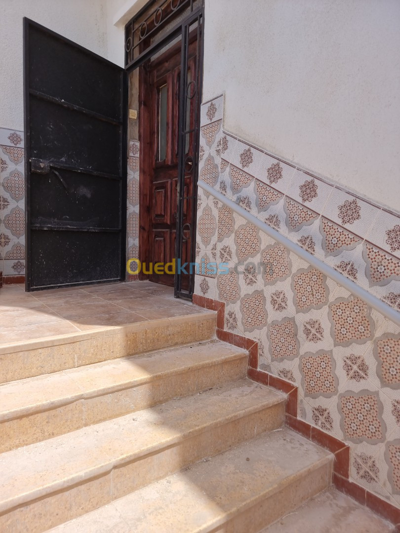 Location vacances Niveau De Villa F2 Mostaganem Mostaganem