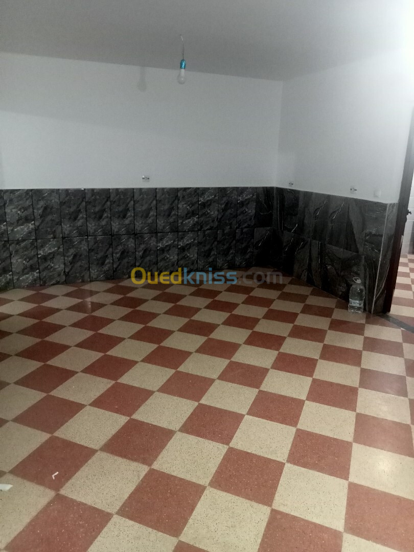 Location Niveau De Villa F3 Alger Bordj el kiffan