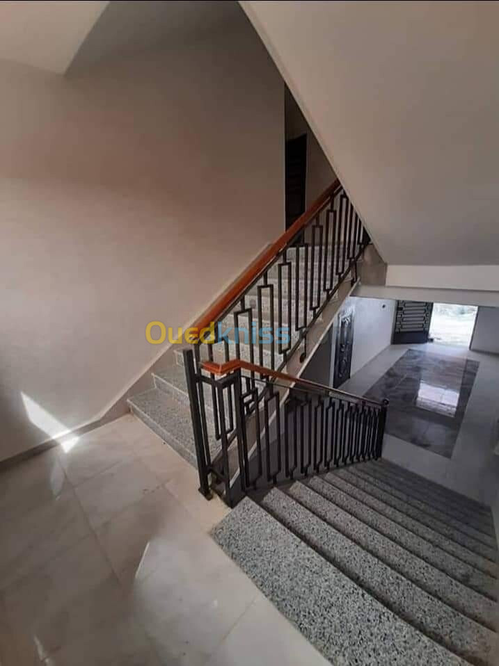 Vente Appartement F2 Alger Bordj el kiffan