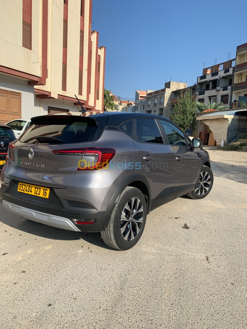 Renault Captur 2023 Èvoulution