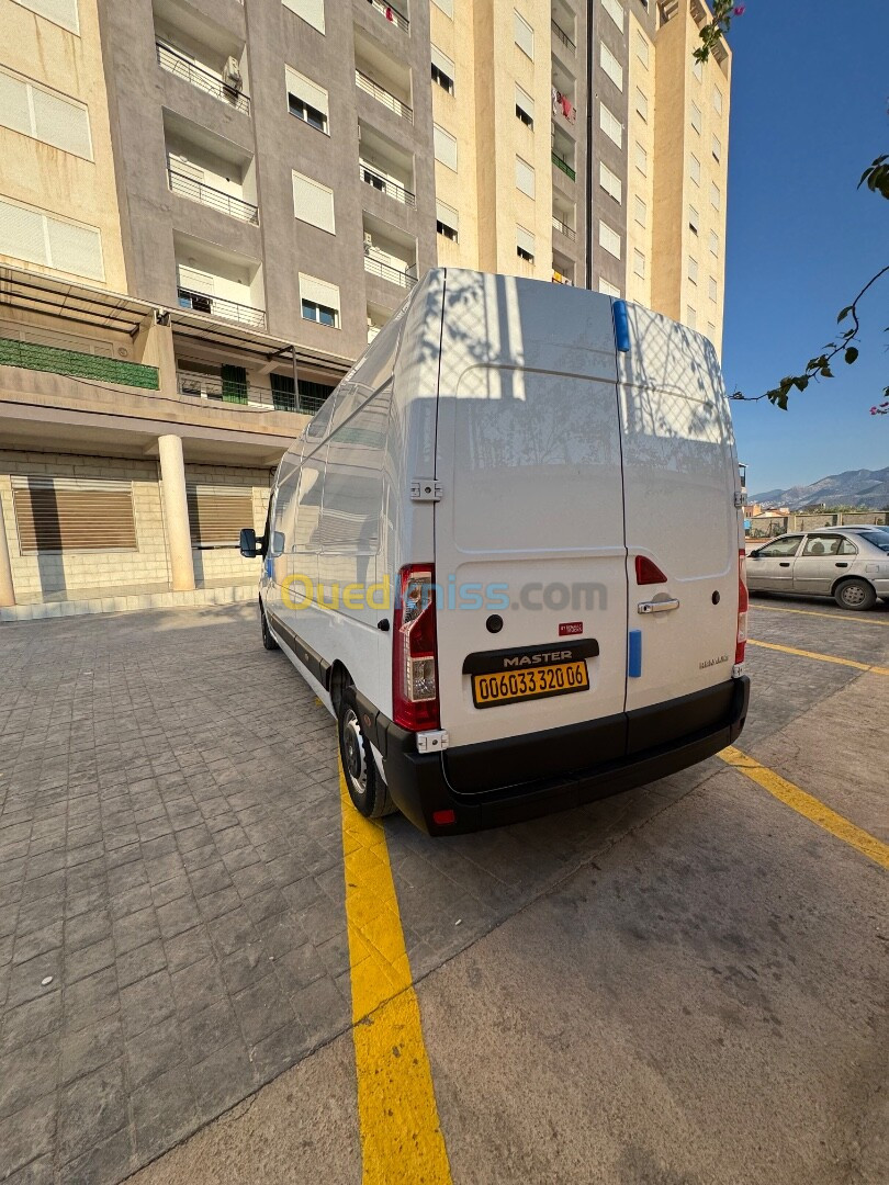 Renault Master 2020