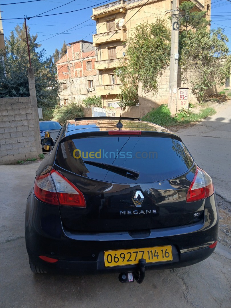 Renault Megane 3 2014 Bose