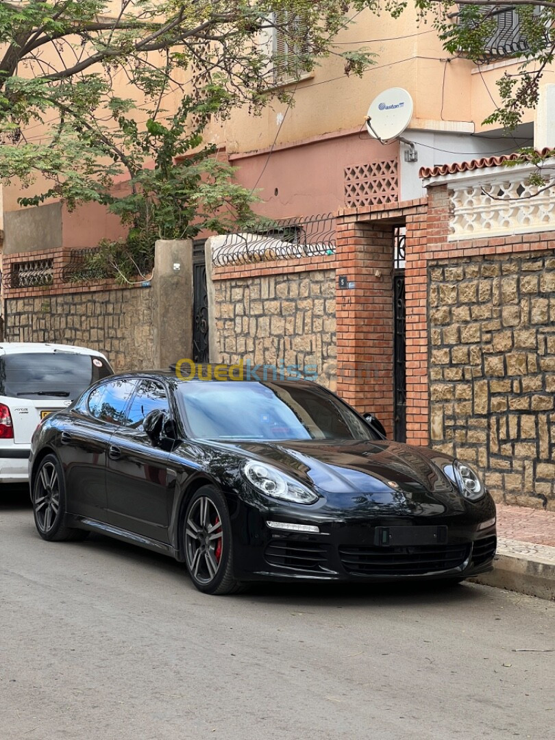 Porsche Panamera 2015 