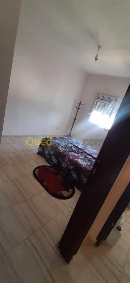 Location vacances Appartement F3 Mostaganem Mezghrane