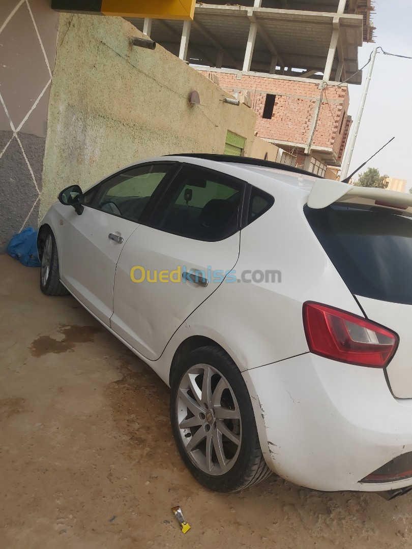 Seat Ibiza 2012 Fully +Toit ouvrant