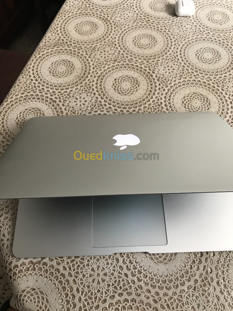 macbook air 2017 ( 256 gb )