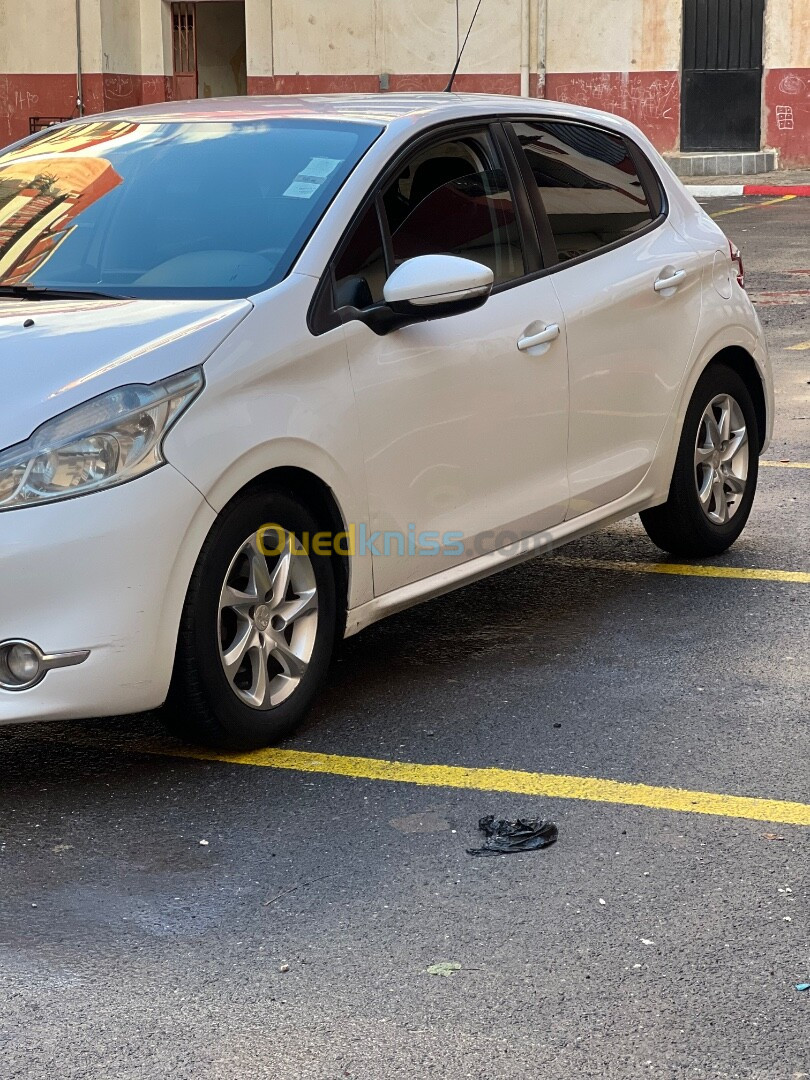 Peugeot 208 2012 Active