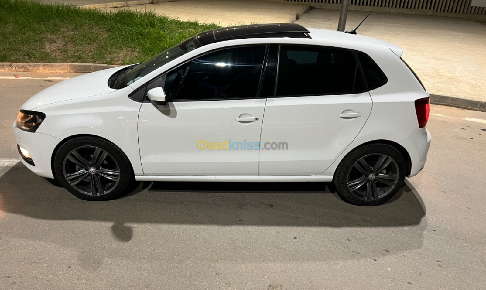 Volkswagen Polo 2017 Blue TDI