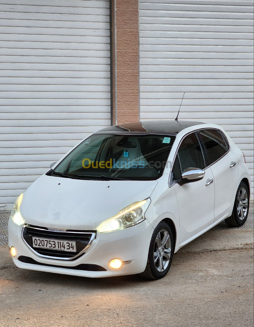 Peugeot 208 2014 Allure