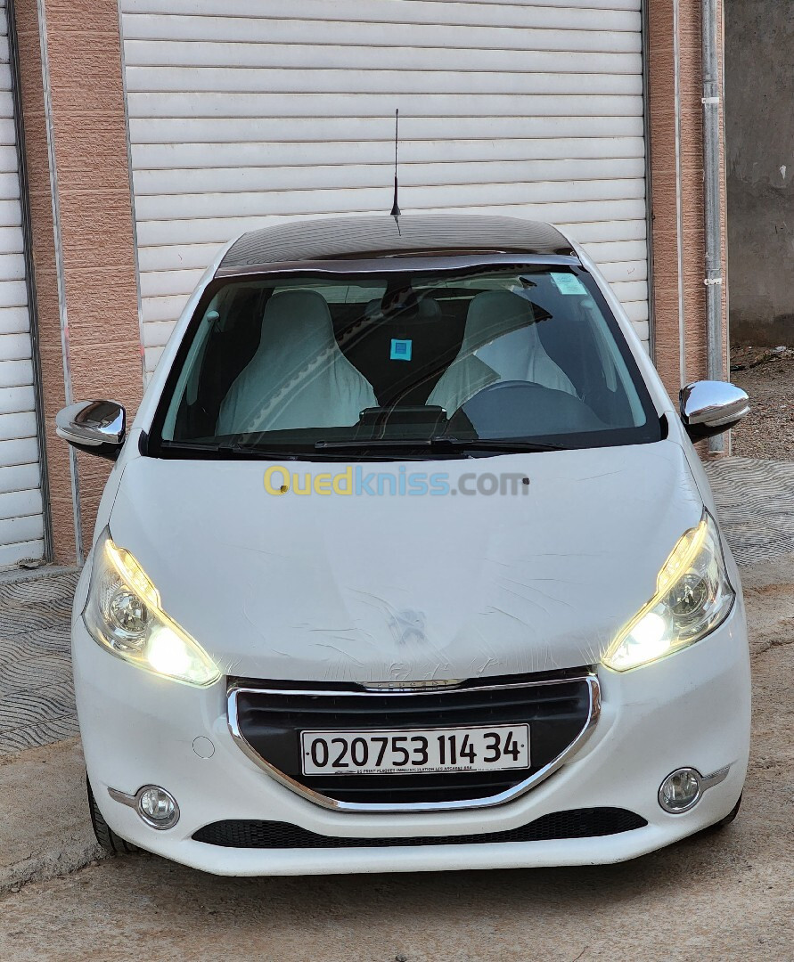 Peugeot 208 2014 Allure