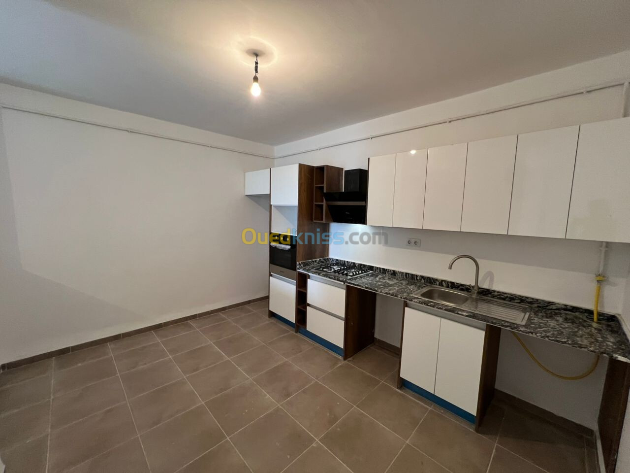 Location Appartement F2 Tipaza Bou ismail