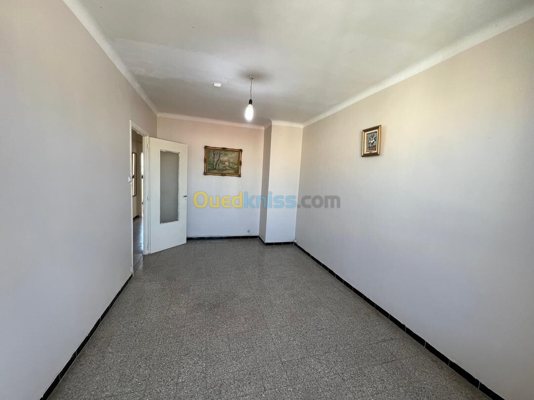 Vente Appartement F3 Alger Belouizdad