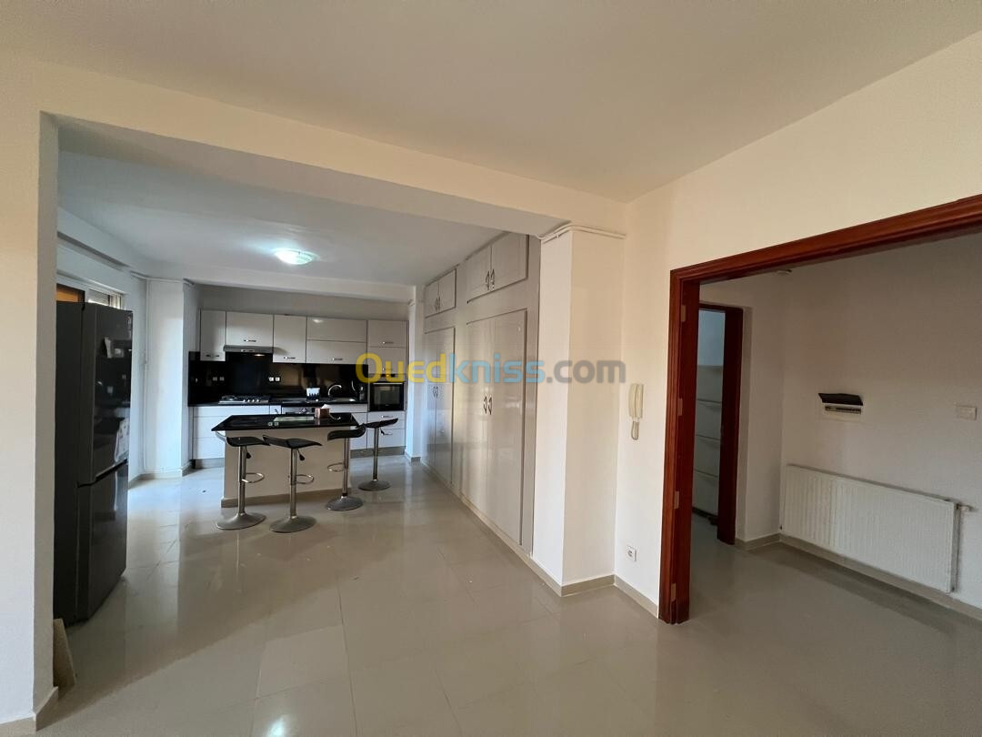 Location Appartement F3 Alger Draria