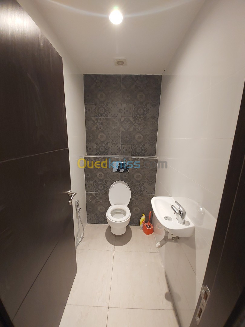 Location Appartement F4 Alger Hydra