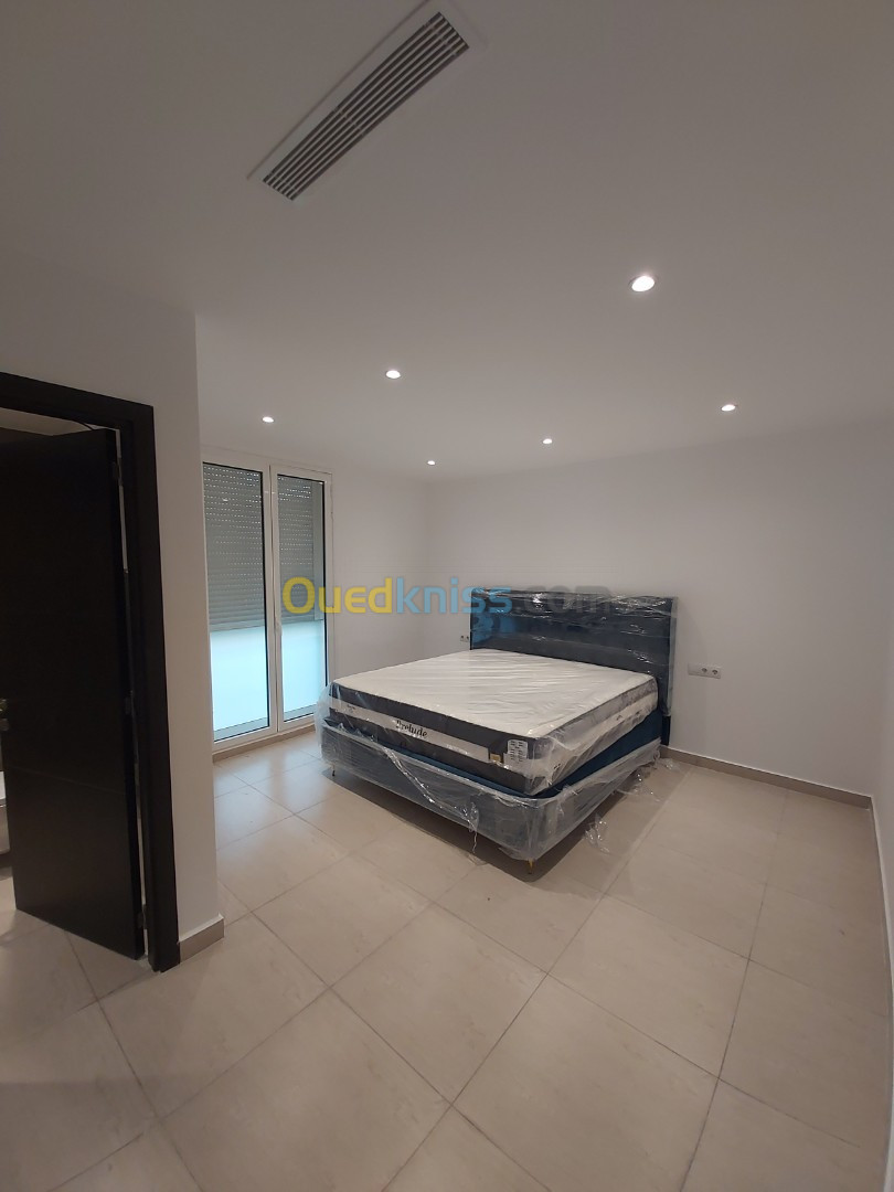 Location Appartement F4 Alger Hydra