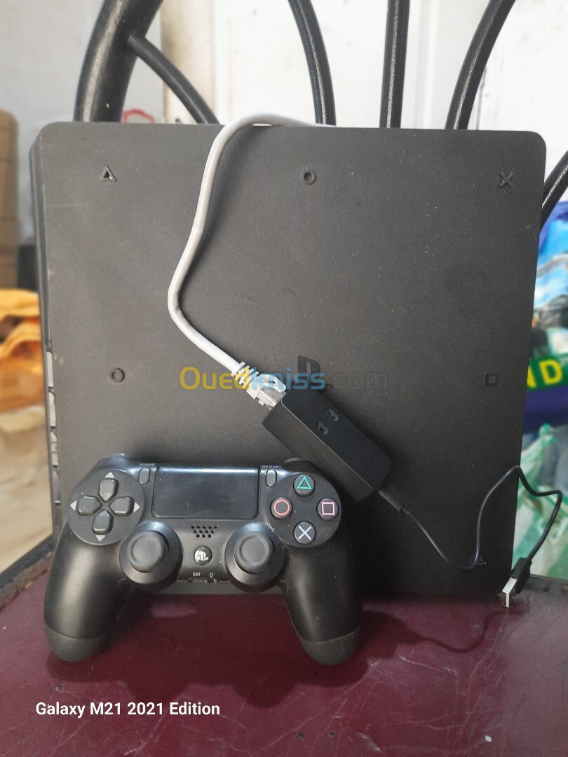 Ps4 slim500GB  flashé 11.00