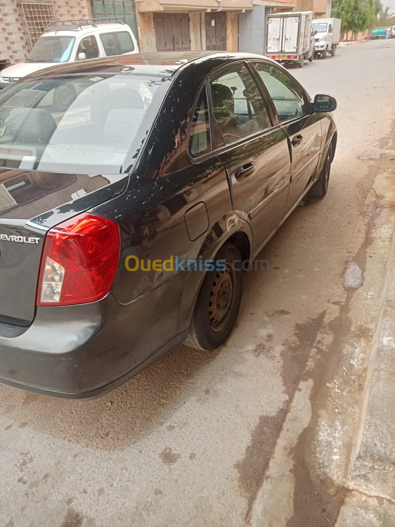 Chevrolet Optra 4 portes 2011 