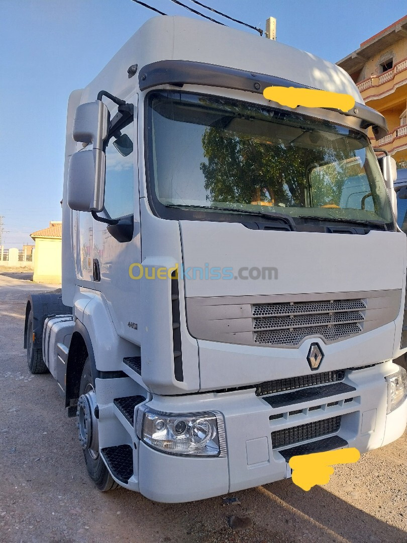 Renault Lander DXI 440 2011