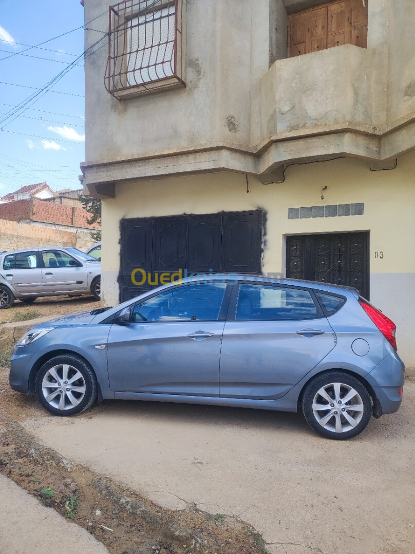 Hyundai Accent RB  5 portes 2018 Préstige