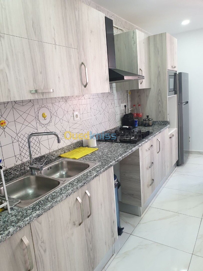 Location vacances Appartement F3 Alger Cheraga