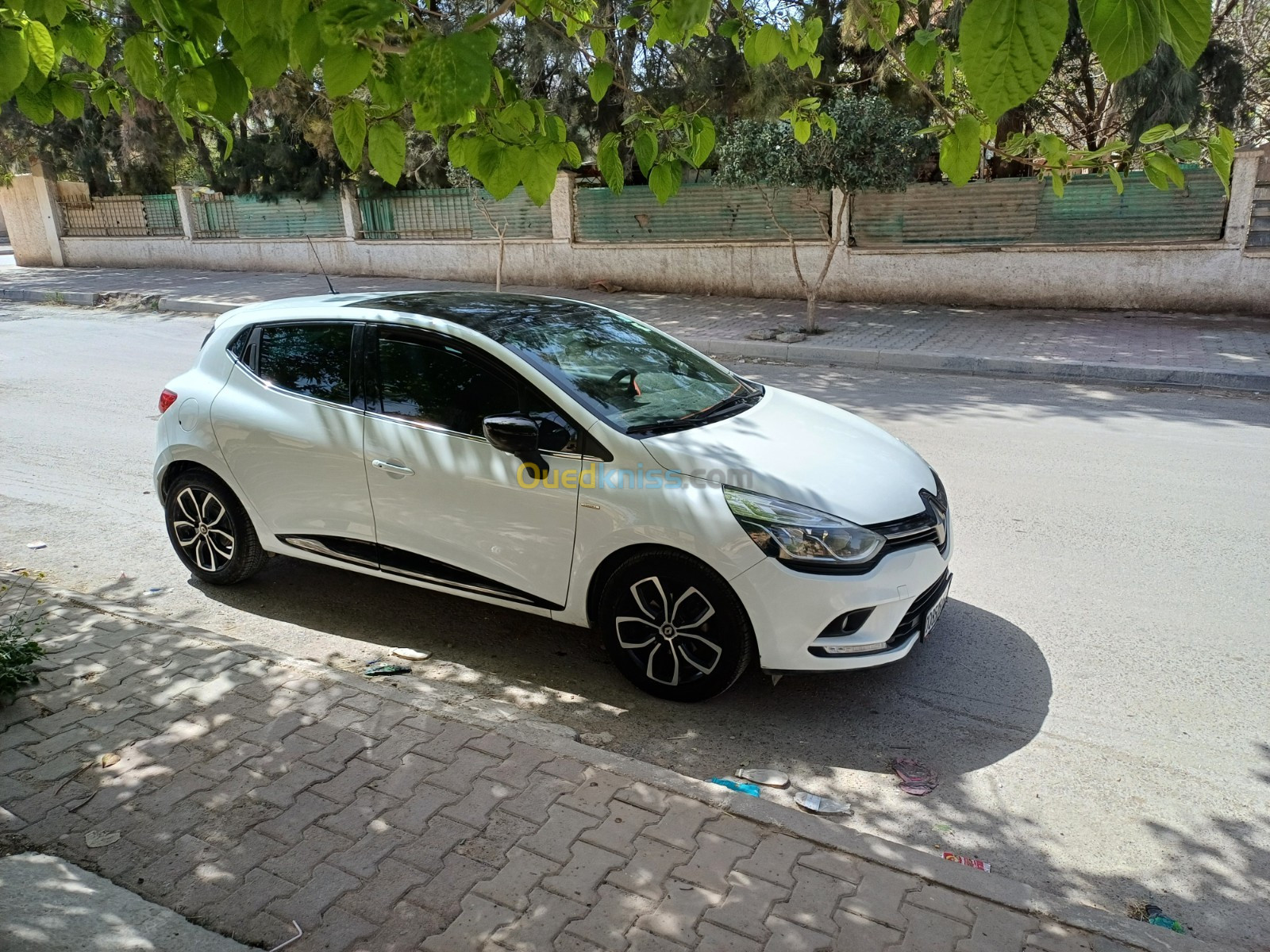 Renault Clio 4 2019 Limited 2