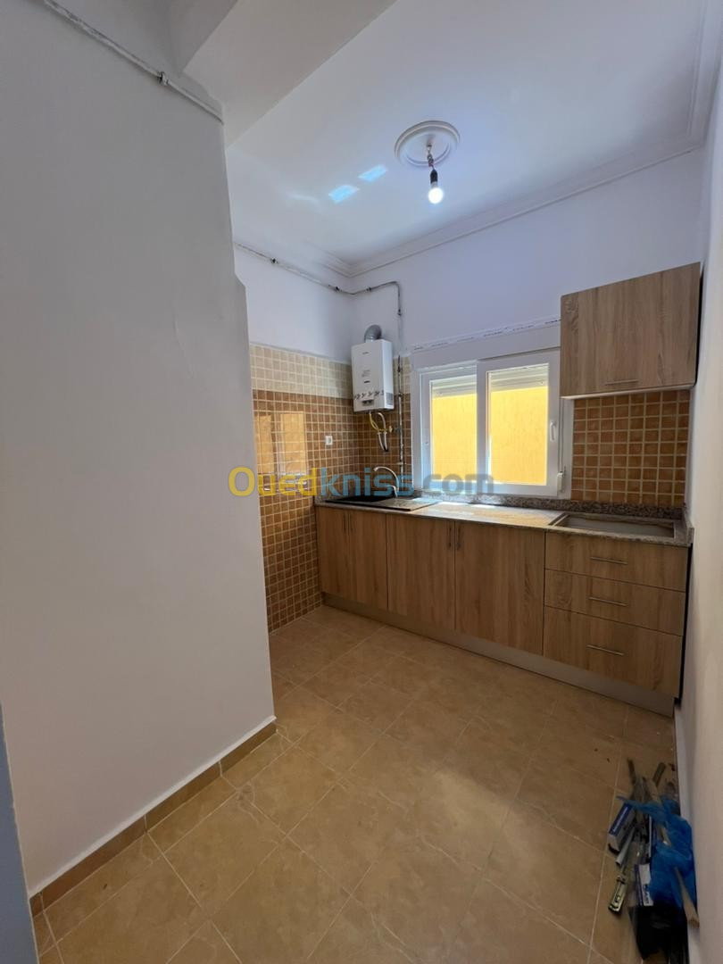 Vente Appartement F2 Oran Ain el turck