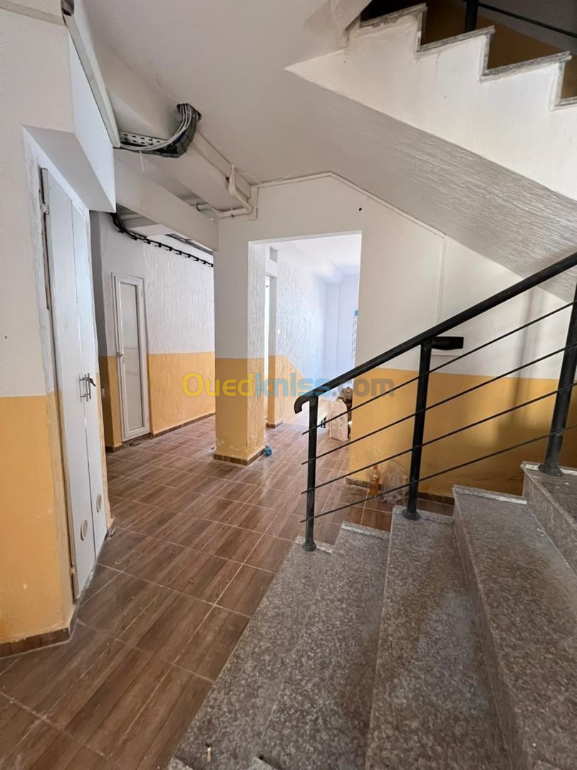 Vente Appartement F2 Oran Ain el turck