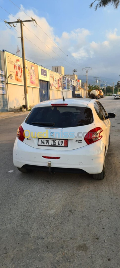 Peugeot 208 2015 Allure