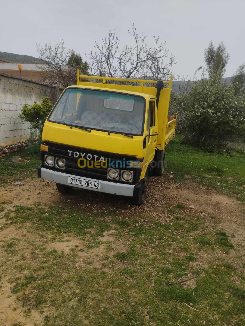 Toyota DYNA 65 1985