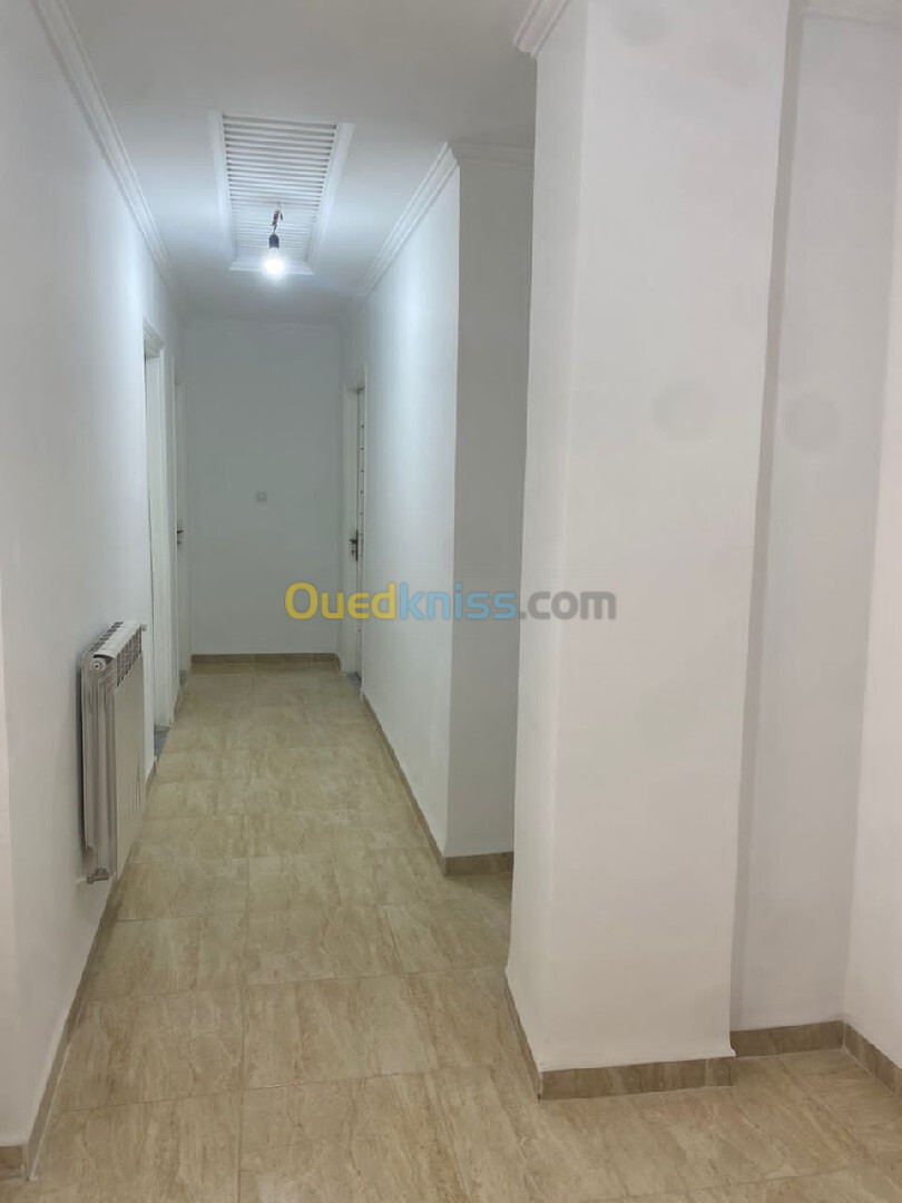 Location Appartement F4 Alger Staoueli