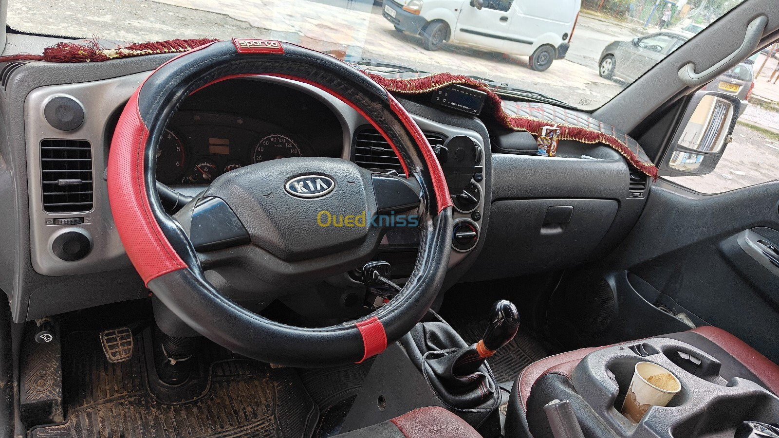 Kia Kia 2700 2012