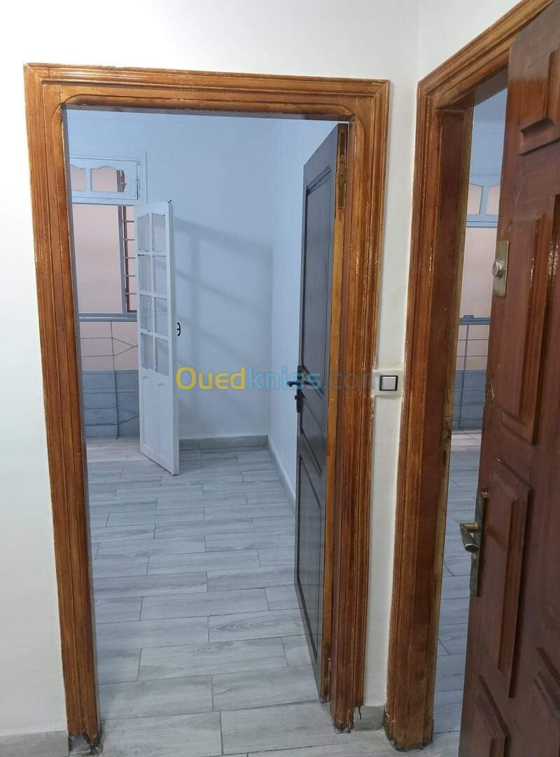 Vente Appartement F2 Alger Bouzareah