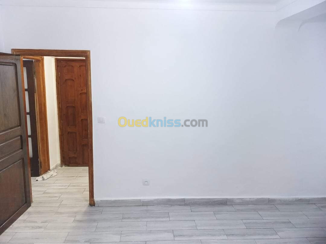 Vente Appartement F2 Alger Bouzareah