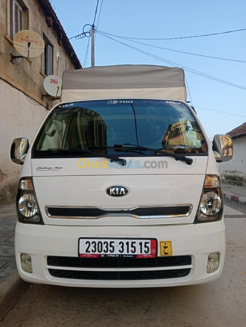 Kia K2700 2015