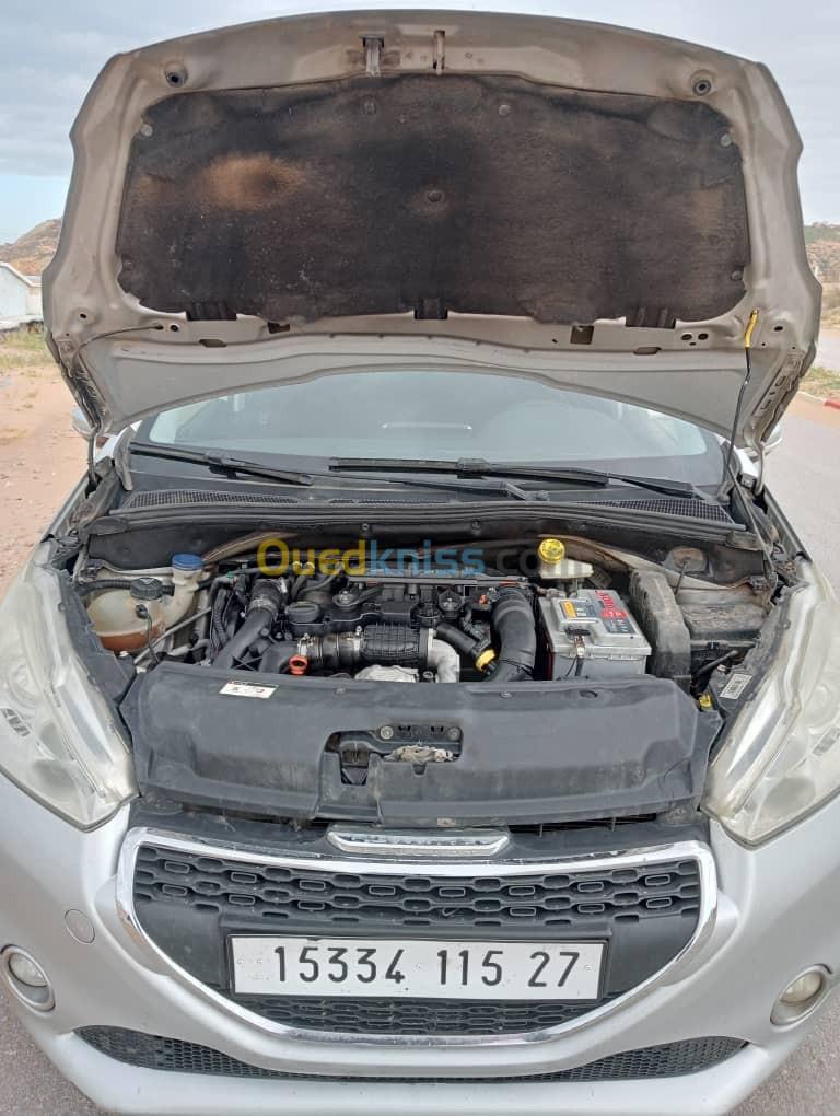 Peugeot 208 2015 208