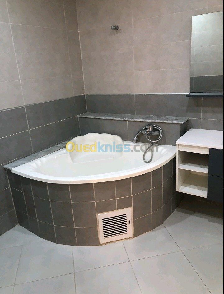 Location Appartement F4 Alger Baba hassen