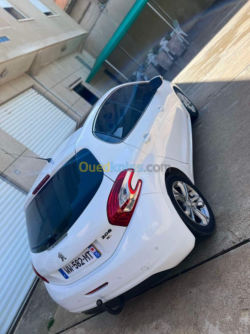 Peugeot 208 2014 208 hdi